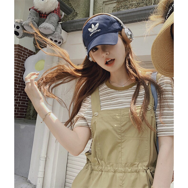 卡其色背带裙条纹T恤两件套女2023夏新款韩版小个子炸街时尚套装图片