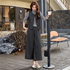 韩系高级感马甲+打底衫+休闲阔腿裤套装女2026春装新款三件套套裤，女装套装/套裙，冬木谷雨