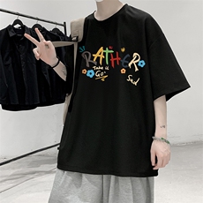 黑色