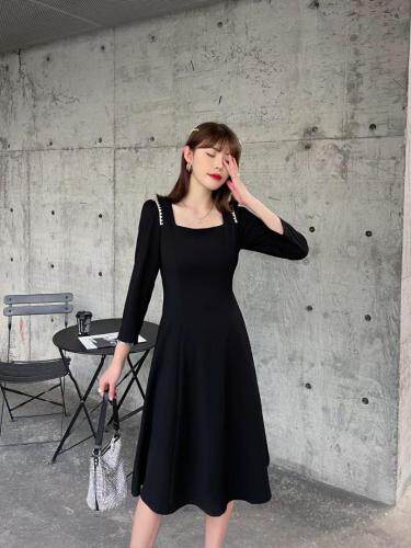 （现货）连衣裙，女装连衣裙，伊娜蕾尔