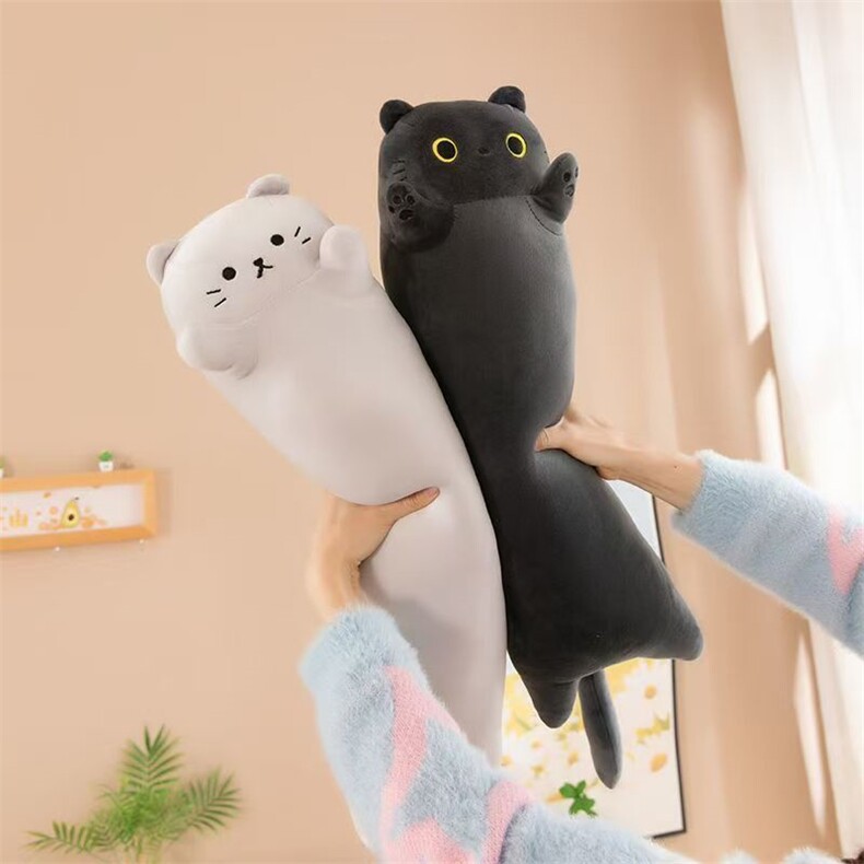 萌趣可爱猫咪长条抱枕女生睡觉公仔娃娃长条毛绒玩具，乐美网供
