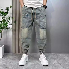 蓝色