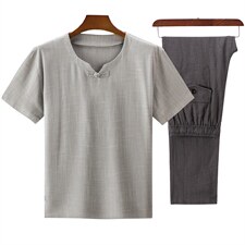 浅灰上衣+深灰长裤