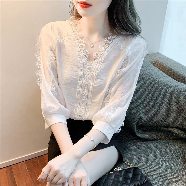 2022春夏新款白色七分袖蕾丝拼接雪纺衫衬衫气质V领上衣，女装蕾丝衫/雪纺衫，美吧服饰