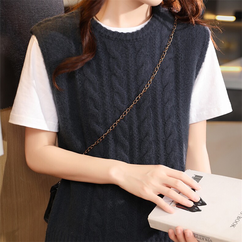 2024秋季新款圆领麻花纹无袖纯色马甲休闲百搭，女装马甲，美雪羊绒