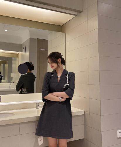 【现货】超气质连衣裙，女装连衣裙，欧洛佛