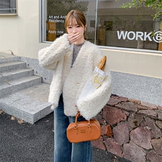 白色小香风V领羊羔毛短外套韩系气质颗粒绒棉服6105P165K238，女装短外套，维壹