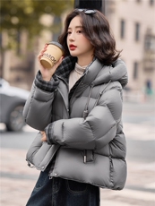 《爆2025冬季新款短款连帽羽绒服宽松休闲不挑身材百搭时尚》，女装羽绒服，米莱