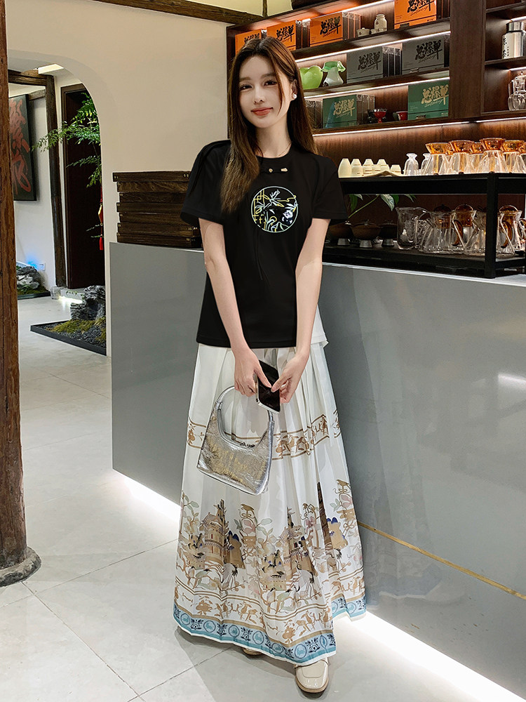 中式绣花熊猫短袖T恤白色显瘦上衣,女装T恤,鑫慧