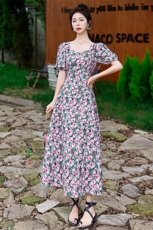 春年夏新款印花大摆长裙法式小众泡泡袖茶歇裙，女装连衣裙，海爱依仁