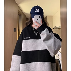 灰色