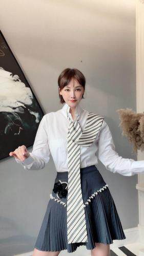 黑白条纹飘带衬衣，其它，牙角