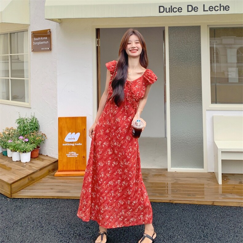 法式收腰显瘦红色碎花连衣裙女夏2025新款爆款甜美显瘦巨好看长裙,女装连衣裙,欣美人