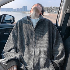 深灰色