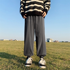 灰色