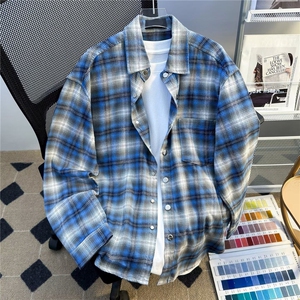 W485-P42 复古磨毛格纹长袖衬衫秋季新款休闲宽松格子衬衣外套图片