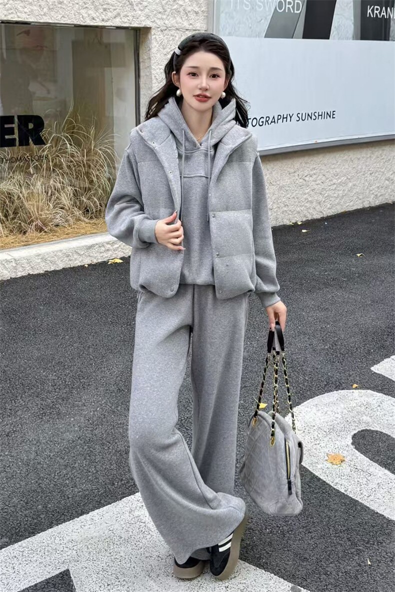 【bao款现货】2024新款冬装连帽休闲套装羽绒马甲三件套白鸭绒,女装套装/套裙,雅静靓衣
