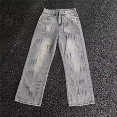 蓝色