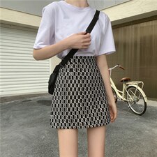 高腰a字半身裙夏款包臀短裙女2021新款时尚裙子，女装半身裙，潮品会