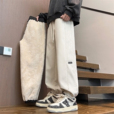 卡其色