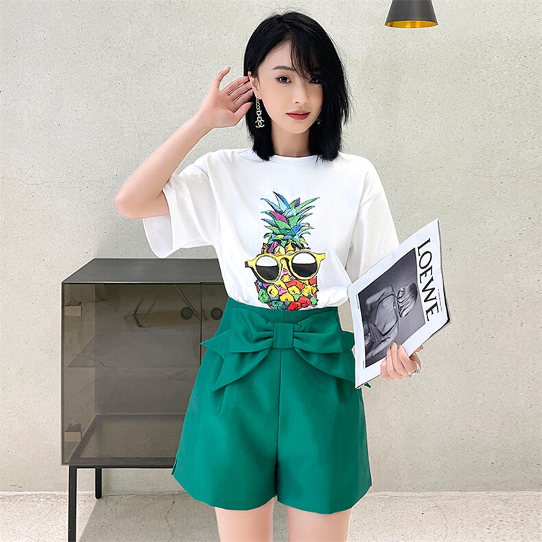2023年夏季韩版休闲印花T恤+短裤两件套,女装套装/套裙,时尚俏佳人