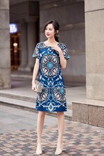 定位花连衣裙，女装连衣裙，茜茜靓点