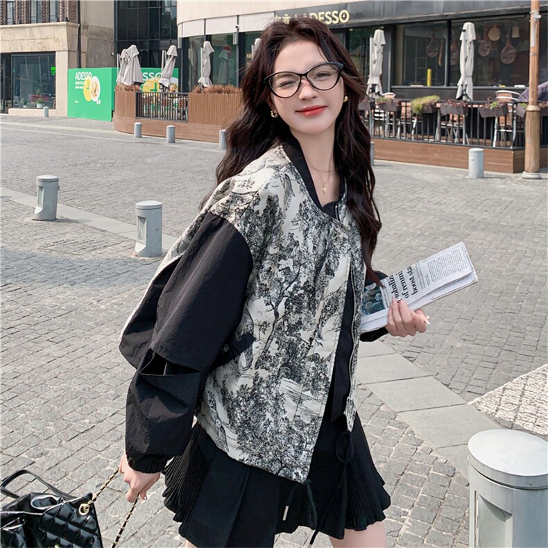 国风水墨印花拼接棒球服外套女春秋新款高级感复古时尚小个子上衣,女装短外套,2C118