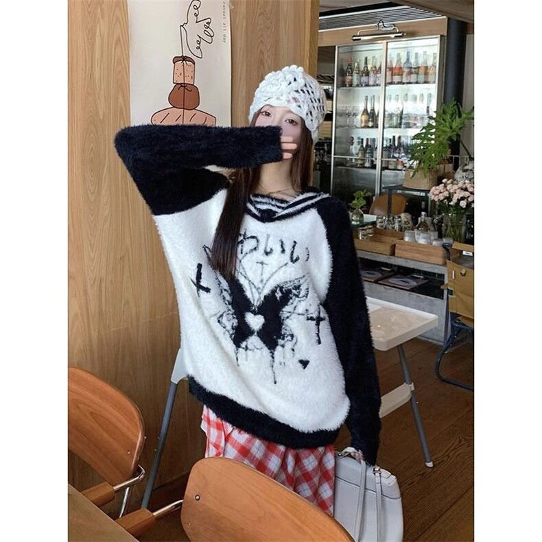 日系甜美蝴蝶提花毛茸茸毛衣女秋冬款黑拼白海军领宽松加厚针织衫图片