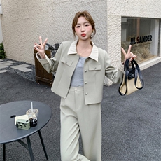 绿色