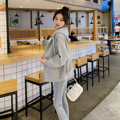 休闲短外套女2022年春季新款纯色百搭刺绣夹克连帽长袖春装,女装短外套,梦懿尔