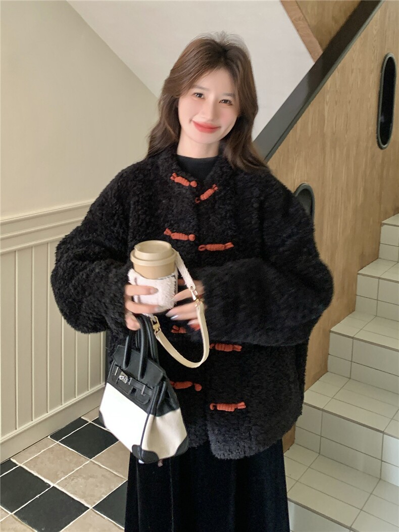 高级感新中式盘扣拼接皮毛外套女2026冬季新款时尚百搭小个子上衣,女装羊羔毛/颗粒绒,艾米莉亚