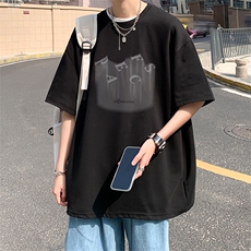 黑色