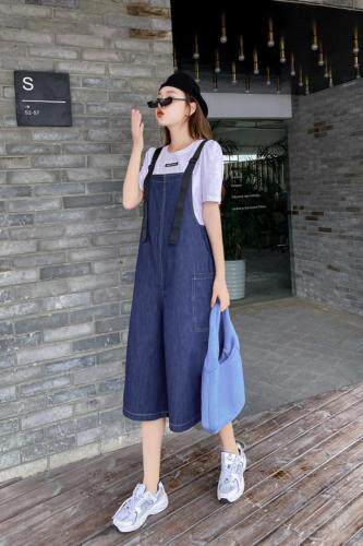 现货夏季新款背带两件套火爆中，女装，金地雪