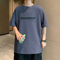 深灰色
