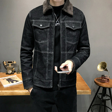 藏青色