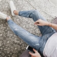 秋款九分裤男青少年韩版牛仔裤小脚裤复古破洞裤子修身潮，男装休闲裤，星座1013-2