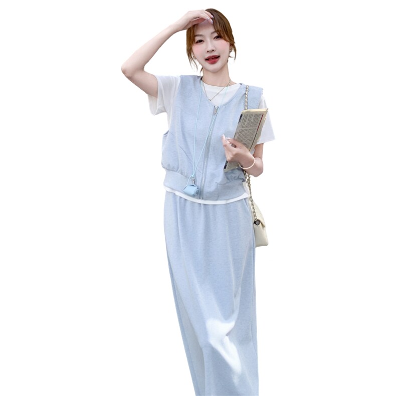 浅蓝色休闲套装女2025夏季新款韩系气质减龄马甲T恤半身裙三件套,女装套装/套裙,2C176