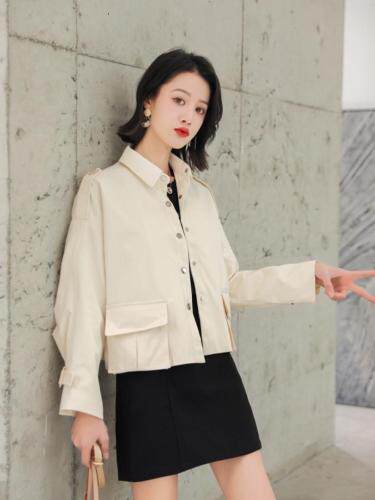 时尚休闲潮流外套，女装，英利伊人