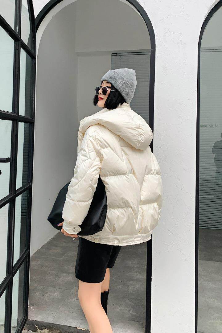 休闲可爱款羽绒服图片