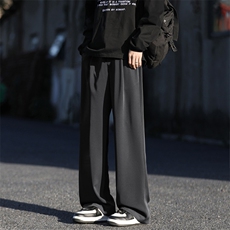 深灰色