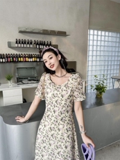 现货夏季新品连衣裙圆领包容性大腰带自己调节，女装连衣裙，荷塘月色