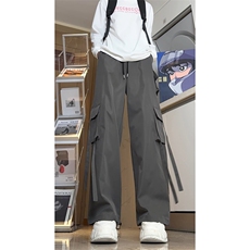 灰色
