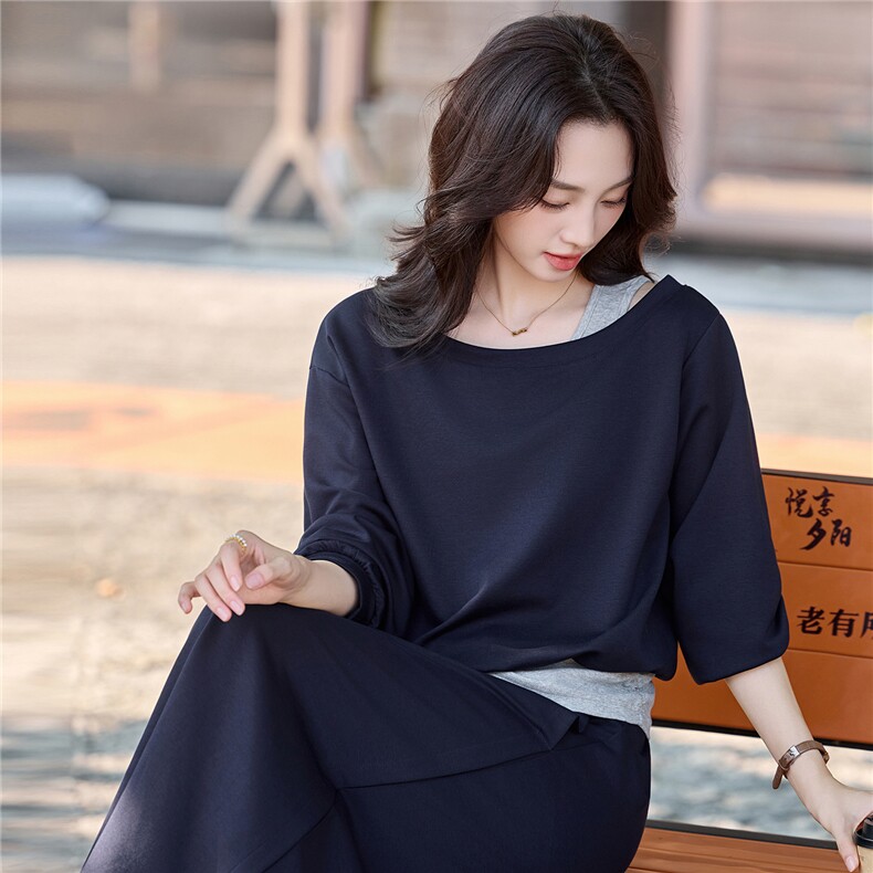 现货新款2026年秋季时尚假两件撞色拼接上衣半身裙两件套,女装套装/套裙,蓝诺裳