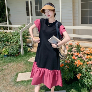 时尚撞色拼接连衣裙女2025夏季新款韩系宽松洋气设计感中长款裙子图片