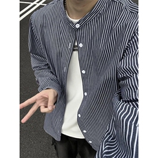 藏青色