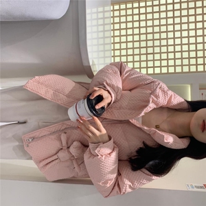 小熊羽绒外套图片
