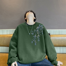 墨绿色