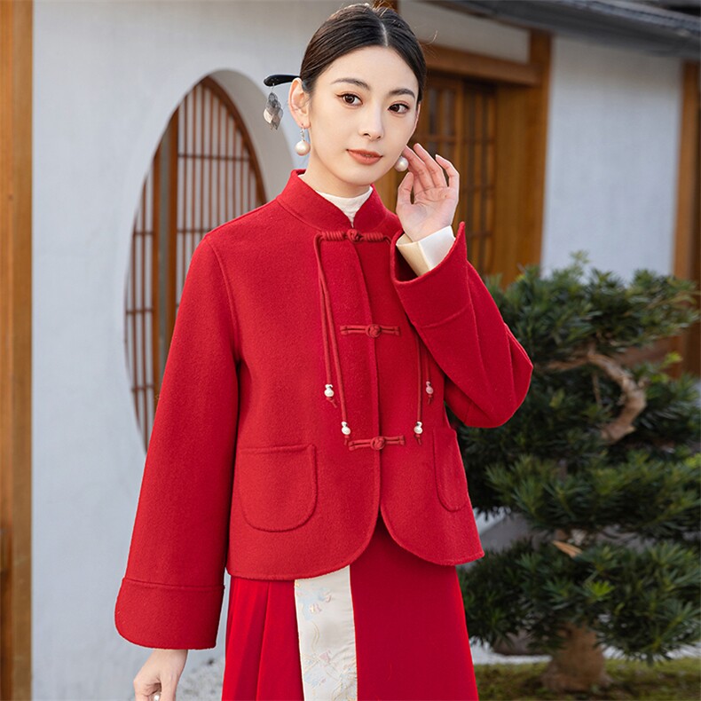 针织连帽红色羊羔毛呢外套女秋冬2025新款学院风皮毛一体呢大衣,女装毛呢外套,芷墨服饰