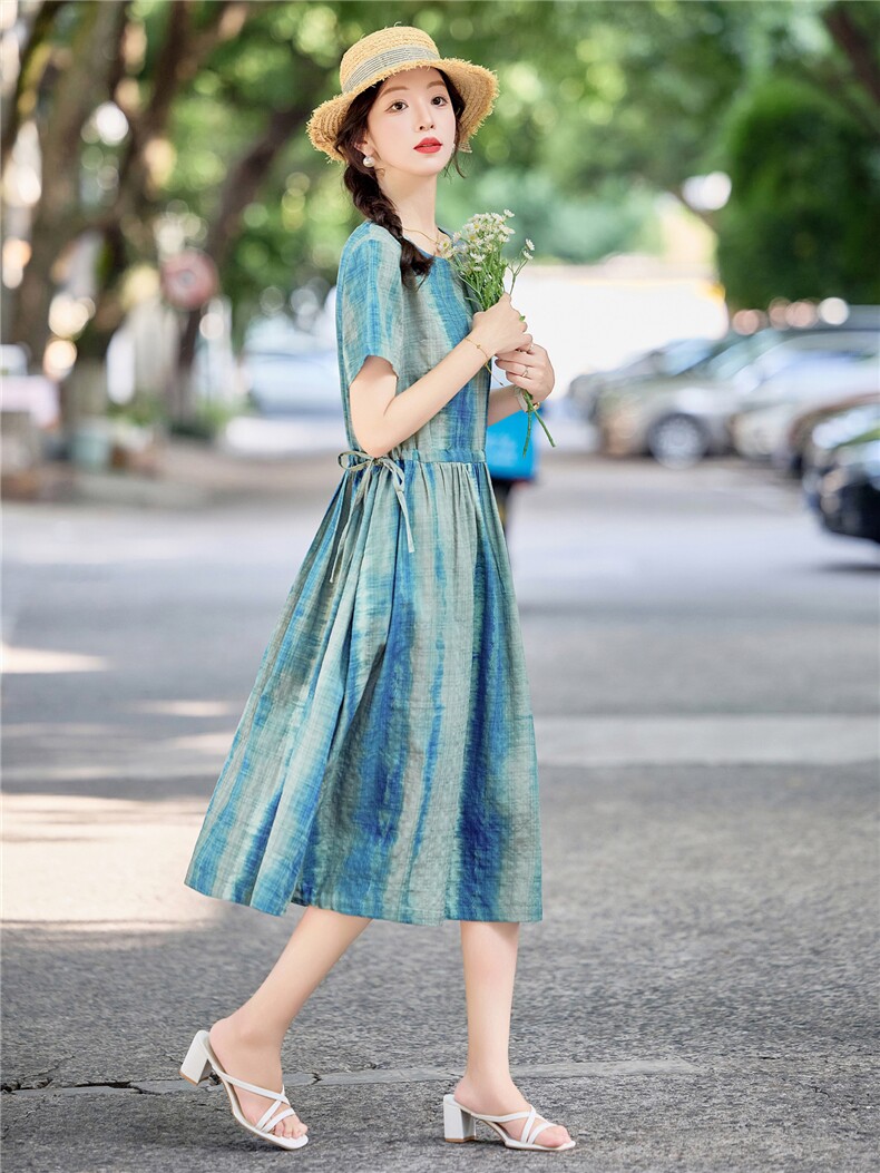 复古扎染条纹印花棉麻连衣裙女2026夏季新款宽松收腰显瘦休闲裙子,女装连衣裙,倪叶myz