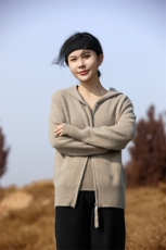 25春季新款羊毛连帽开衫女纯色拉链宽松针织毛衣外套上衣，女装羊毛衫，悦玛羊绒